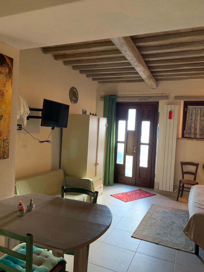 Agriturismo Borgo Pirolino Orvieto Luaran gambar